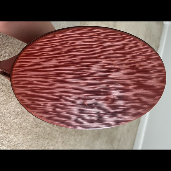 Louis Vuitton Epi Saint Jacques Tote - Picture 10 of 17